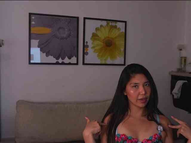 MiaBlisshere1