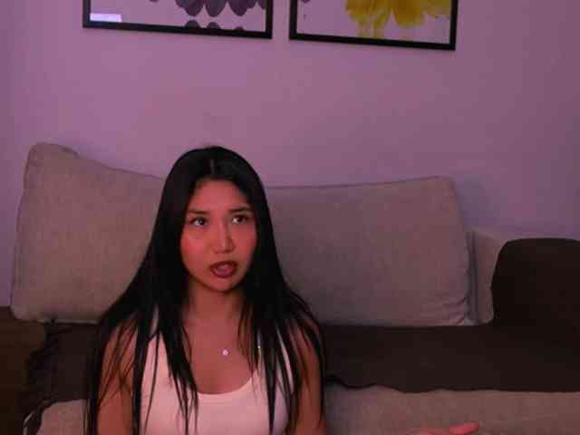 MiaBlisshere1
