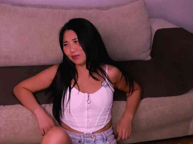 MiaBlisshere1