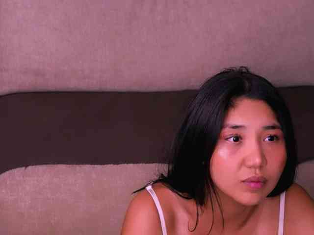 MiaBlisshere1