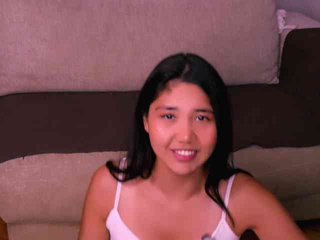 MiaBlisshere1