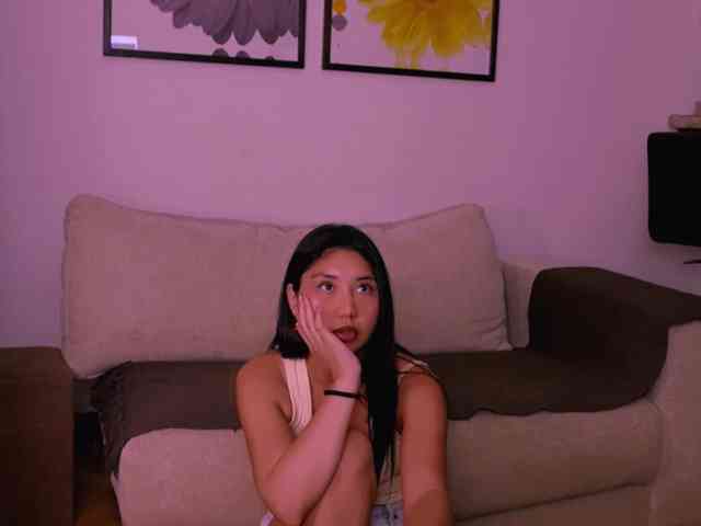 MiaBlisshere1