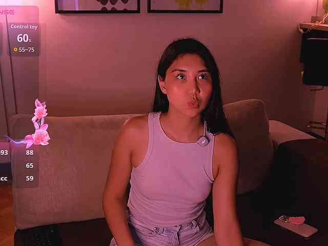 MiaBlisshere1 webcam