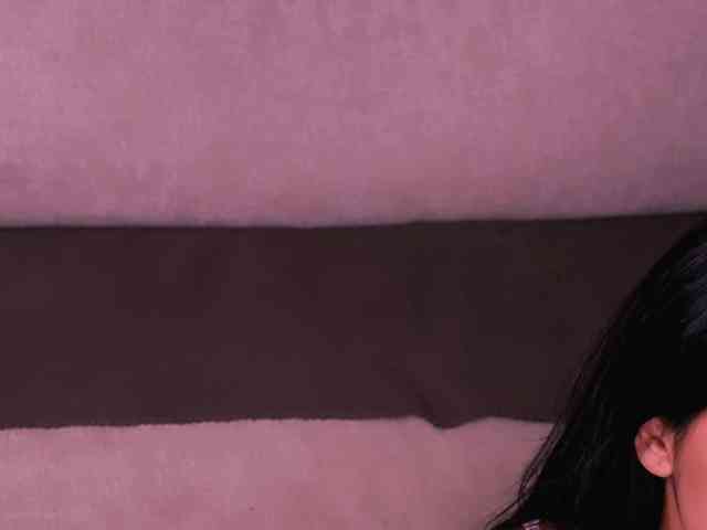 MiaBlisshere1 webcam