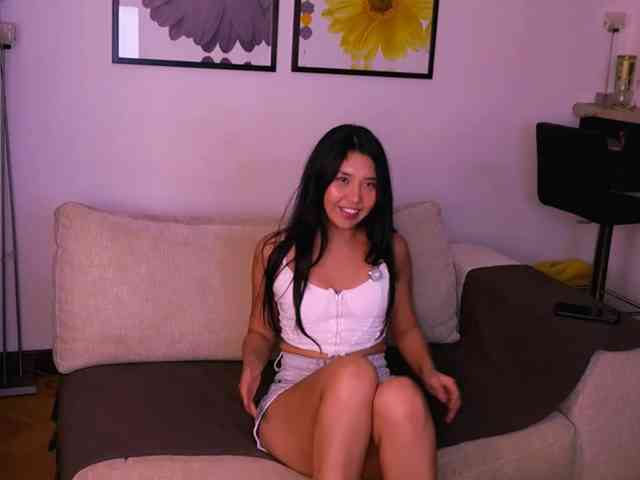 MiaBlisshere1