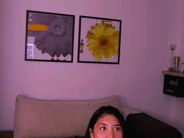 MiaBlisshere1