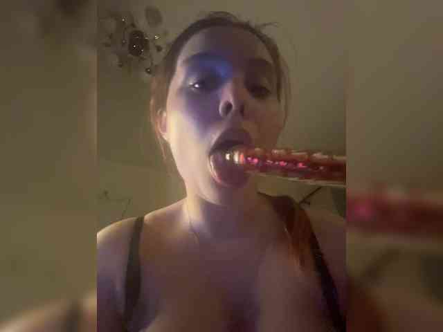 Lady-Victory webcam