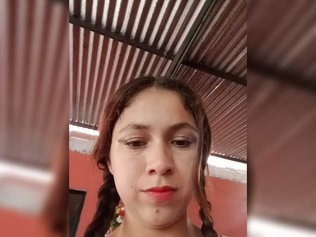 Mady03 live cam on BongaCams