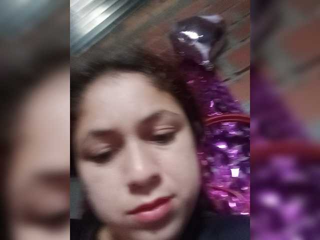 Mady03 live cam on BongaCams