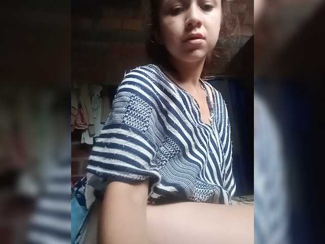 Mady03 live cam on BongaCams