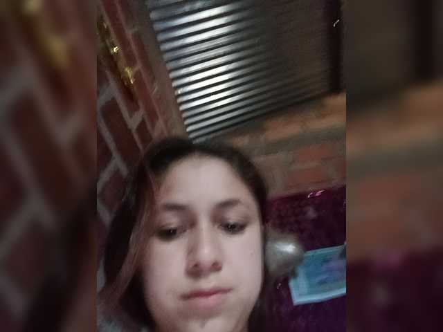 Mady03 live cam on BongaCams