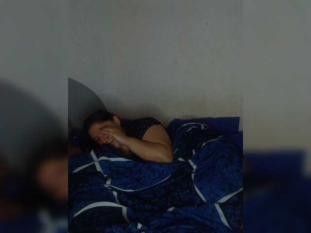 GloriaLove22 live cam on BongaCams
