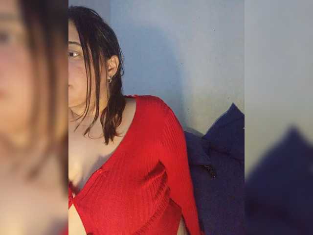 GloriaLove22 live cam on BongaCams