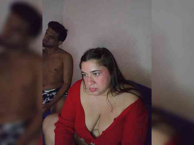 GloriaLove22 webcam