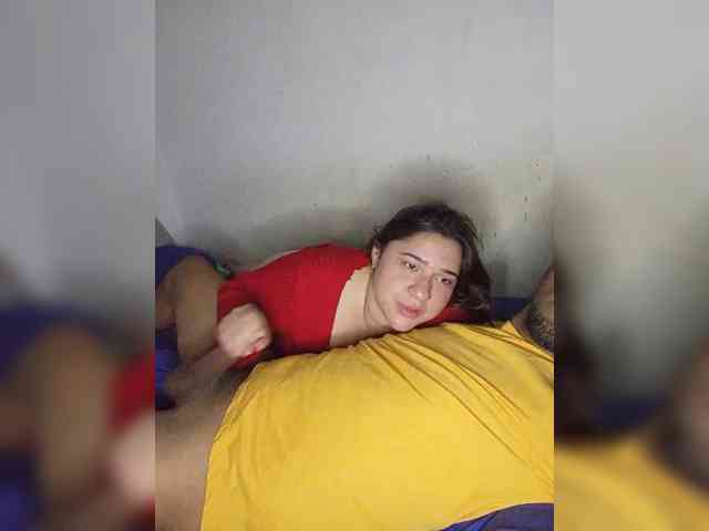 GloriaLove22 webcam