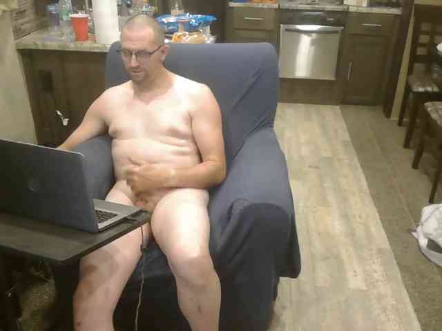 buttnaked