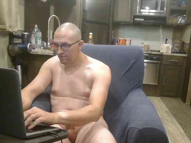 buttnaked