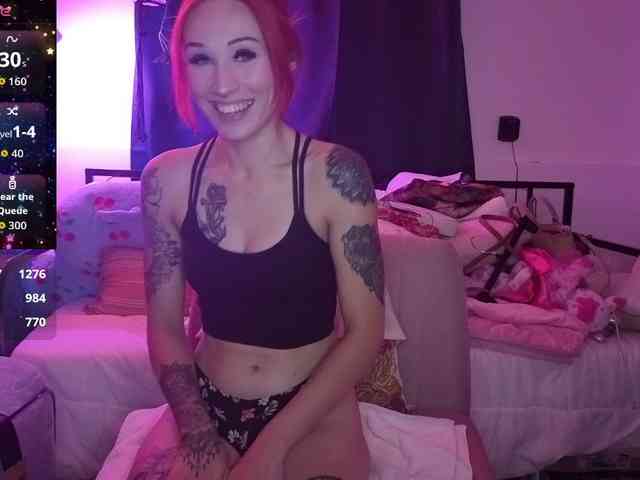 ThornsandHoney webcam