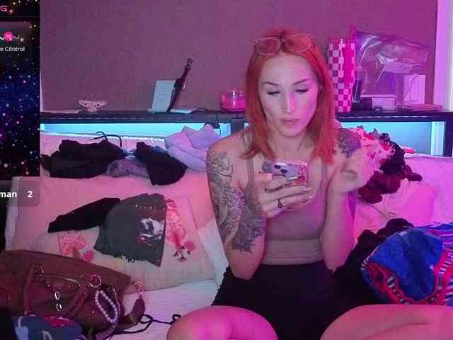 ThornsandHoney webcam