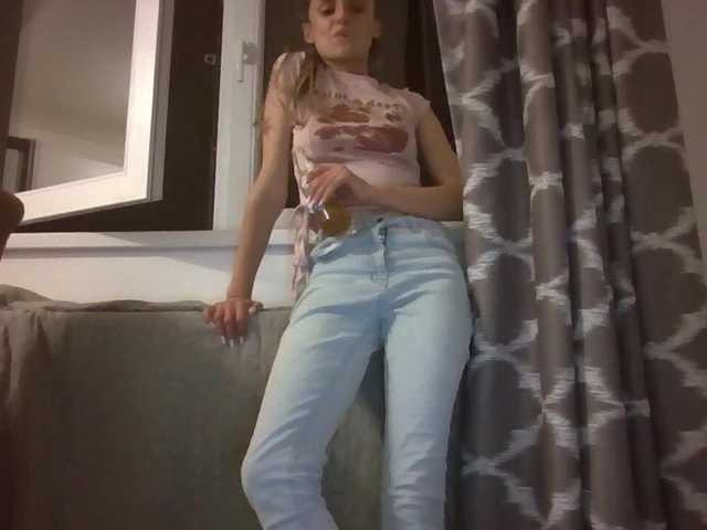 Sex chat gratuit in direct cu Anais8900 pe BongaCams
