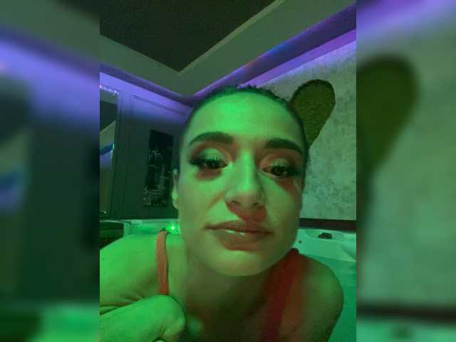 Sex chat gratuit in direct cu Anais8900 pe BongaCams