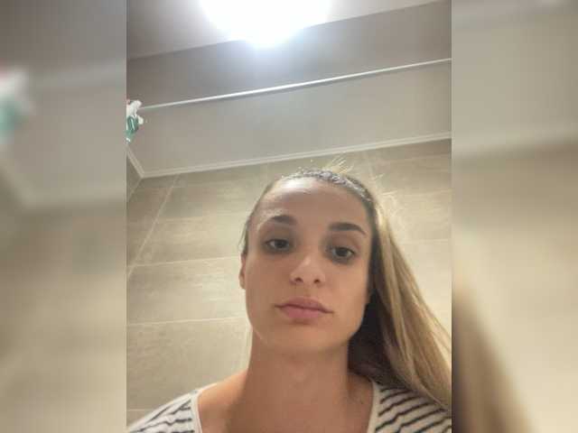 Sex chat gratuit in direct cu Anais8900 pe BongaCams