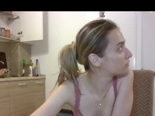Sex chat gratuit in direct cu Anais8900 pe BongaCams