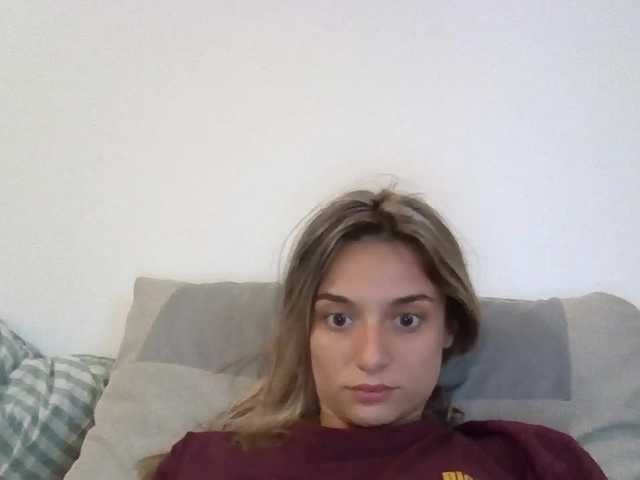 Sex chat gratuit in direct cu Anais8900 pe BongaCams