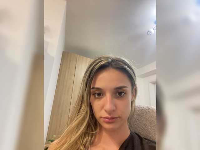 Anais8900 live cam on BongaCams