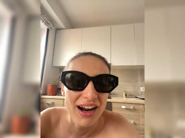 Anais8900 live cam on BongaCams