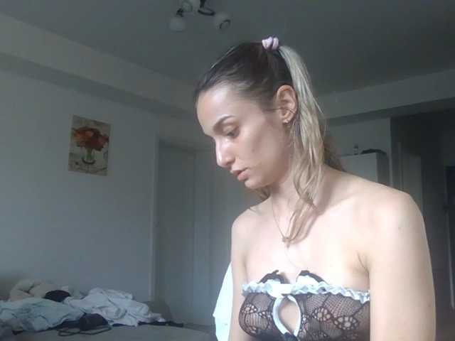 Anais8900 live cam on BongaCams