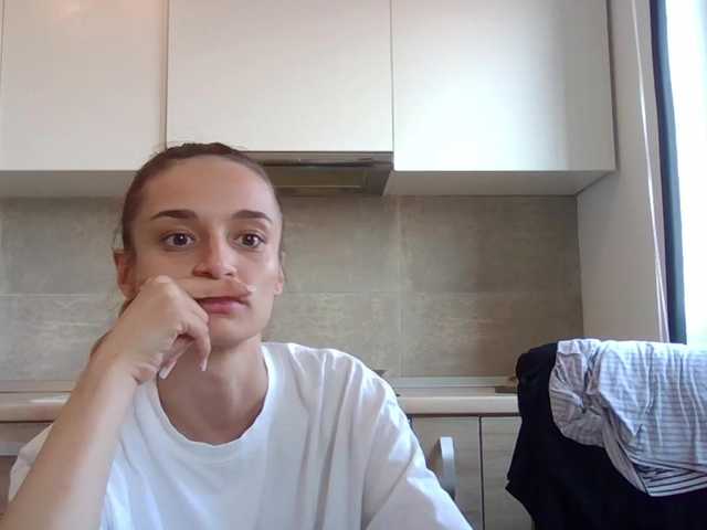 Sex chat gratuit in direct cu Anais8900 pe BongaCams