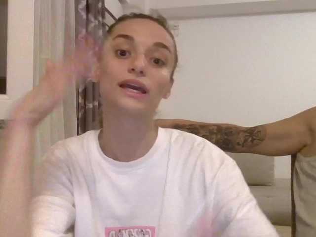 Sex chat gratuit in direct cu Anais8900 pe BongaCams