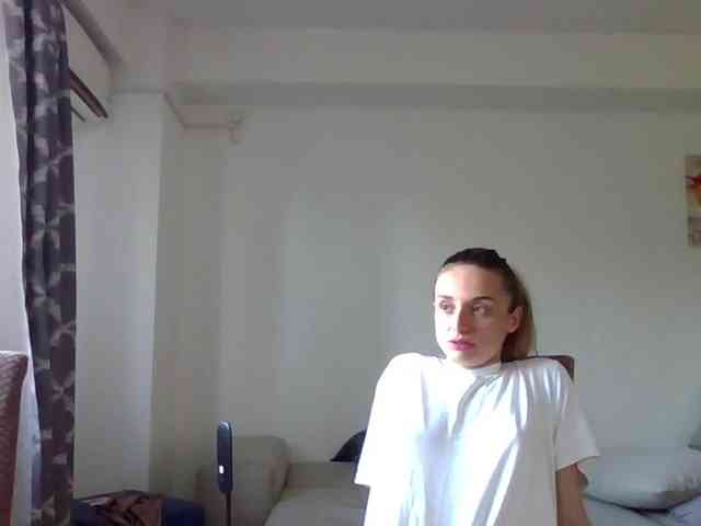 Model: Anais8900