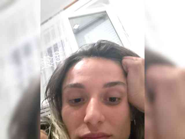 Model: Anais8900