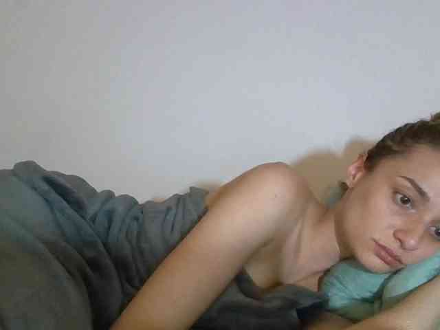 Model: Anais8900