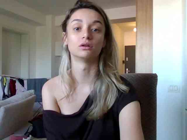 Anais8900 Live Webcam on BongaCams
