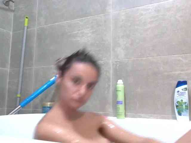 Model: Anais8900