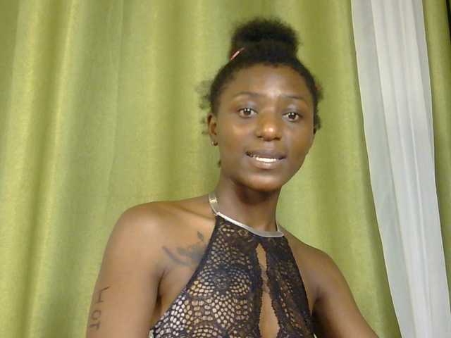 BlueSkyAngels live cam on BongaCams