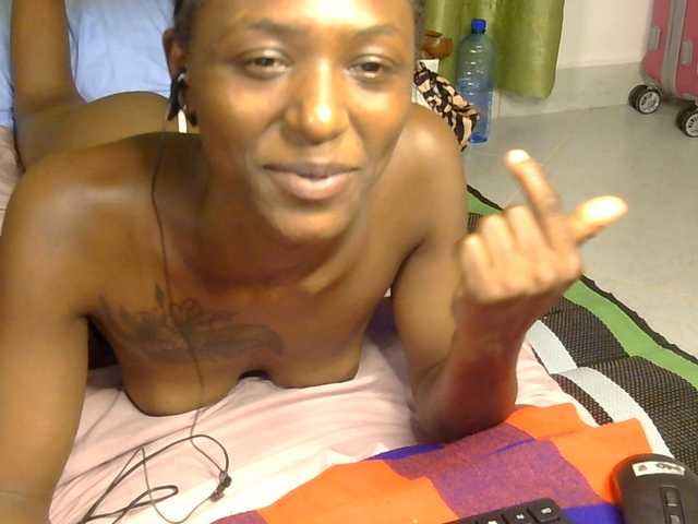 BlueSkyAngels live cam on BongaCams