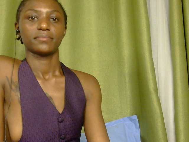 BlueSkyAngels live cam on BongaCams