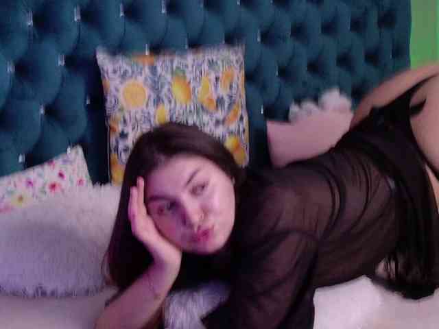 AzzaLee