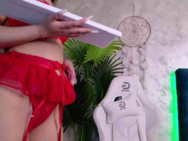 AzzaLee webcam