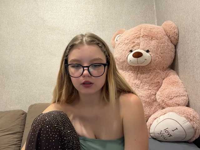 ArdellaPeetoom live cam on BongaCams