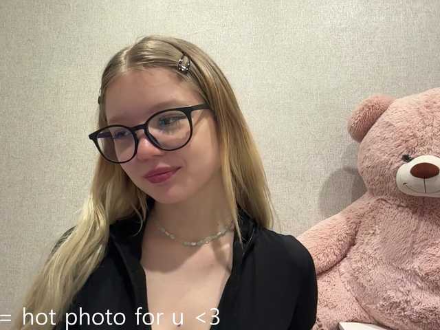 ArdellaPeetoom live cam on BongaCams