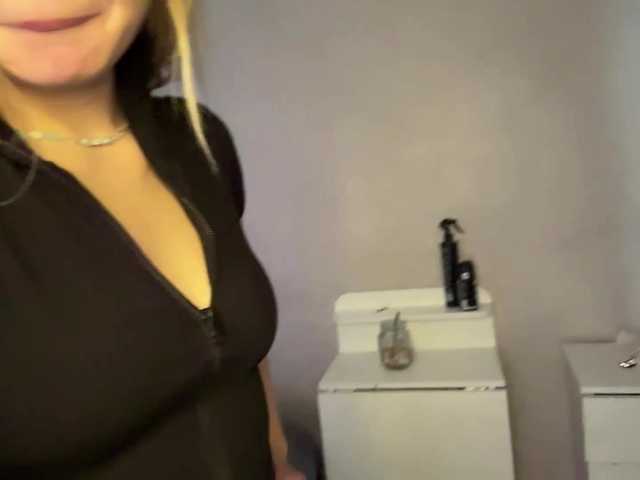 ArdellaPeetoom live cam on BongaCams