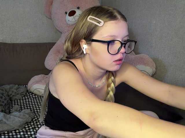 ardellapeetoom live sex show