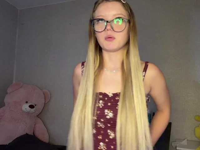 ArdellaPeetoom live cam on BongaCams