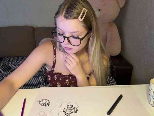ArdellaPeetoom webcam