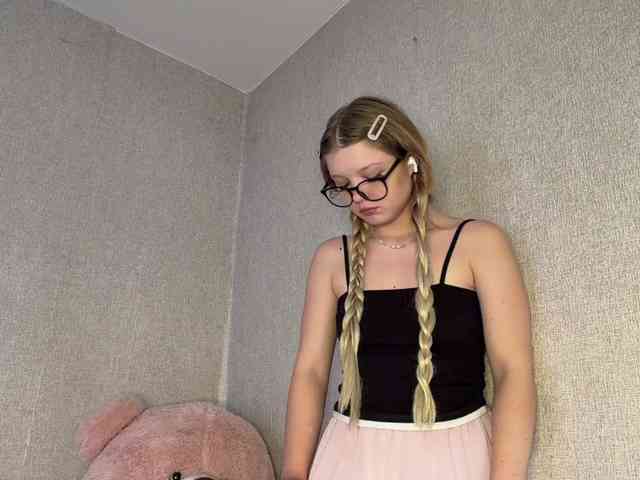 ArdellaPeetoom webcam